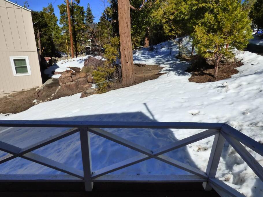 Romantic Tiny Cabin- With Lake View! Villa Lake Arrowhead Kültér fotó